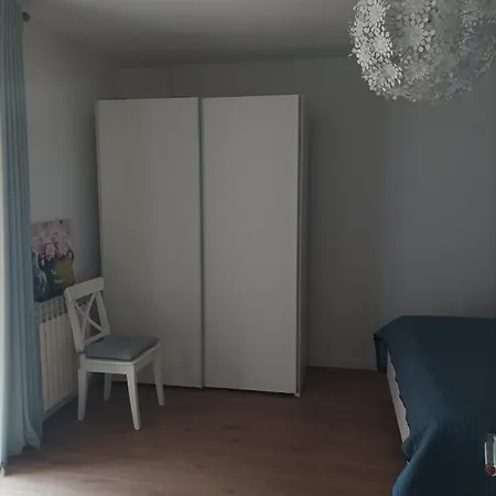 Neda Apartment *